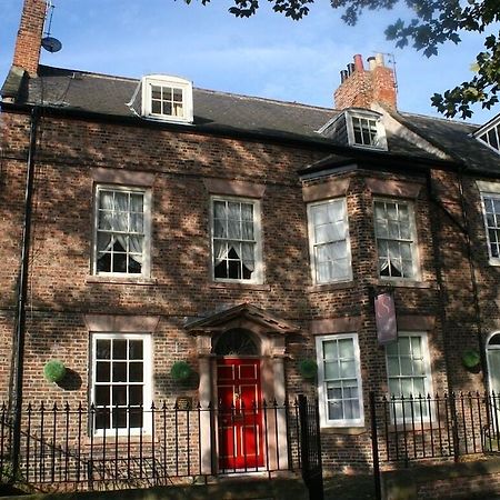 Sir William Fox Town House Hotel サウス・シールズ エクステリア 写真